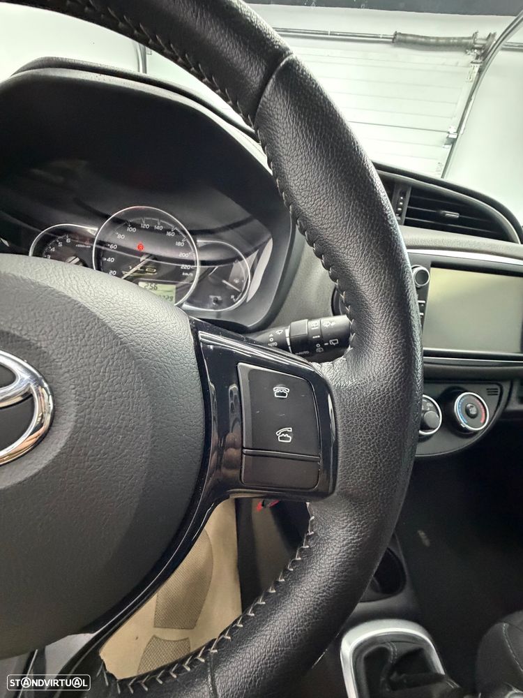 Toyota Yaris 1.0 VVT-i Exclusive - 15