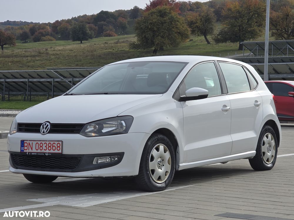 Volkswagen Polo 1.2 Attractive - 1