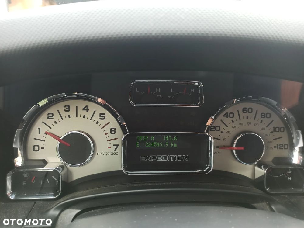 Ford Expedition - 5