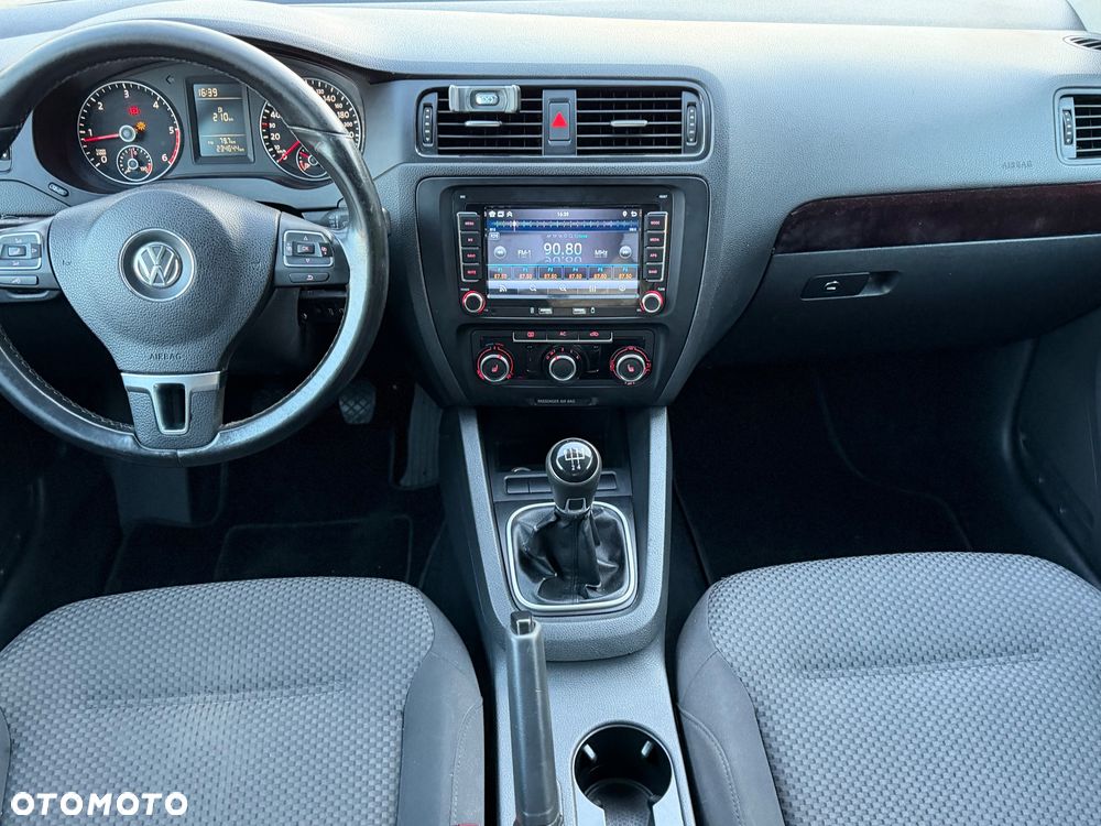Volkswagen Jetta 1.6 TDI BMT Comfortline - 21
