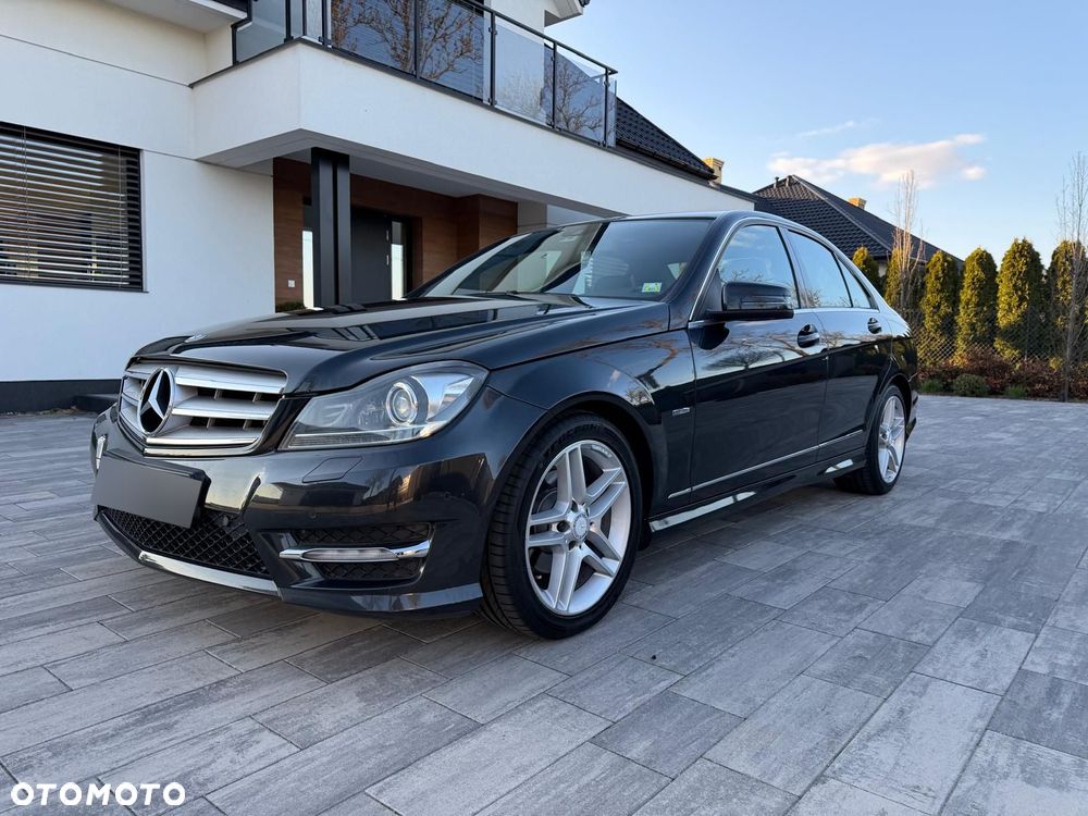 Mercedes-Benz Klasa C 200 (BlueEFFICIENCY) 7G-TRONIC Avantgarde - 19