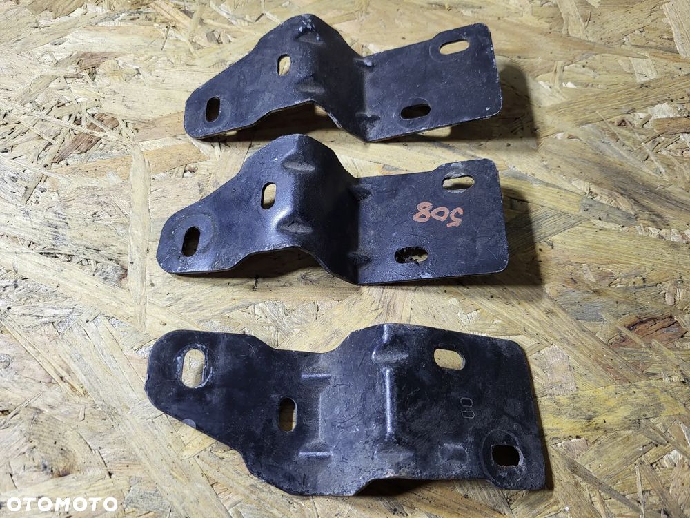 Mocowanie wspornik pasa przedniego Peugeot 508 - 2