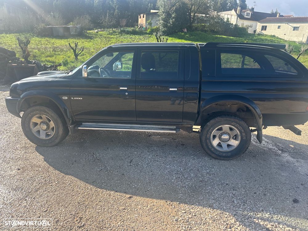 Mitsubishi L200 2.5 TD CD Strakar ABS+AC - 4
