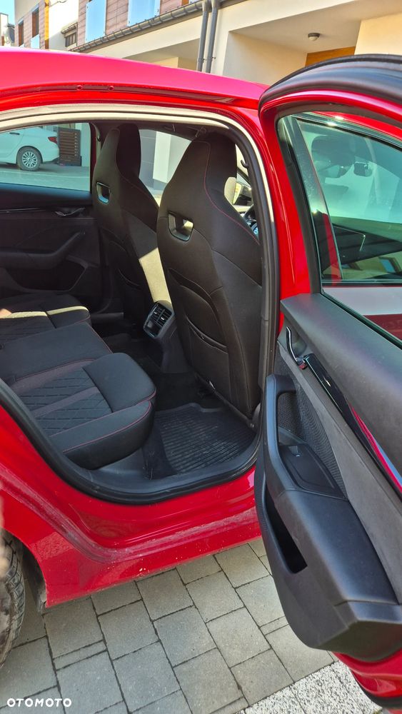 Skoda Octavia 1.4 TSI Plug-In Hybrid RS DSG - 12