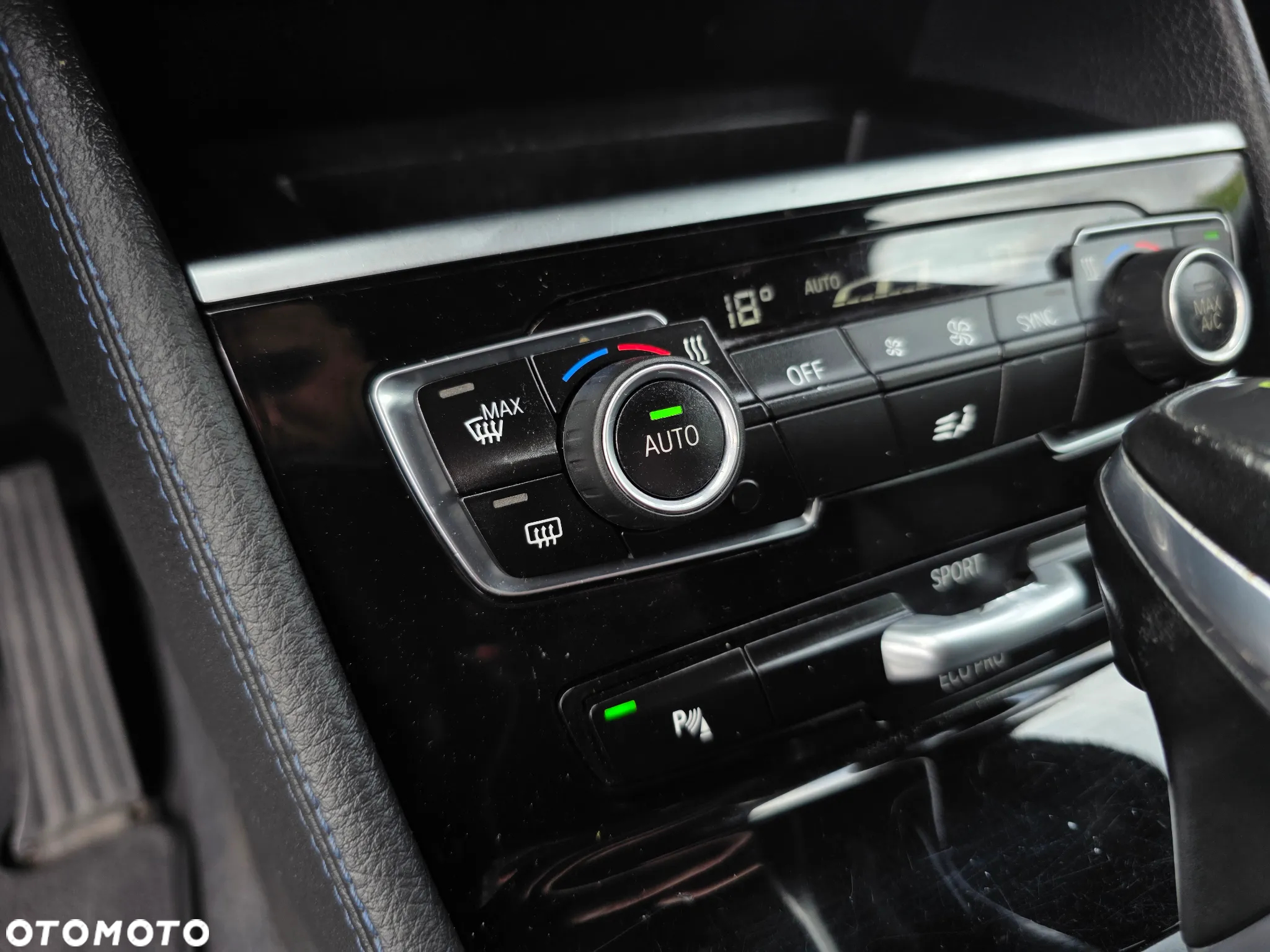 BMW Seria 2 218d M Sport - 30