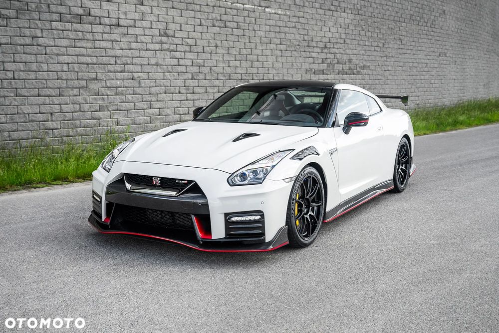 Nissan GT-R Nismo 2020 - 5