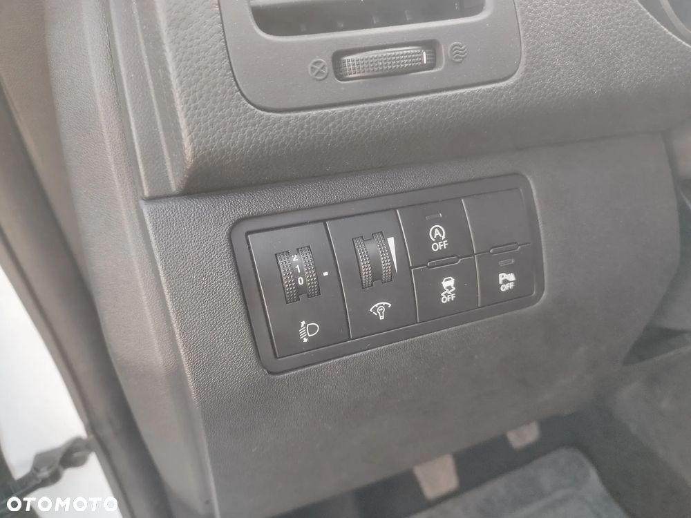 Kia Venga - 14