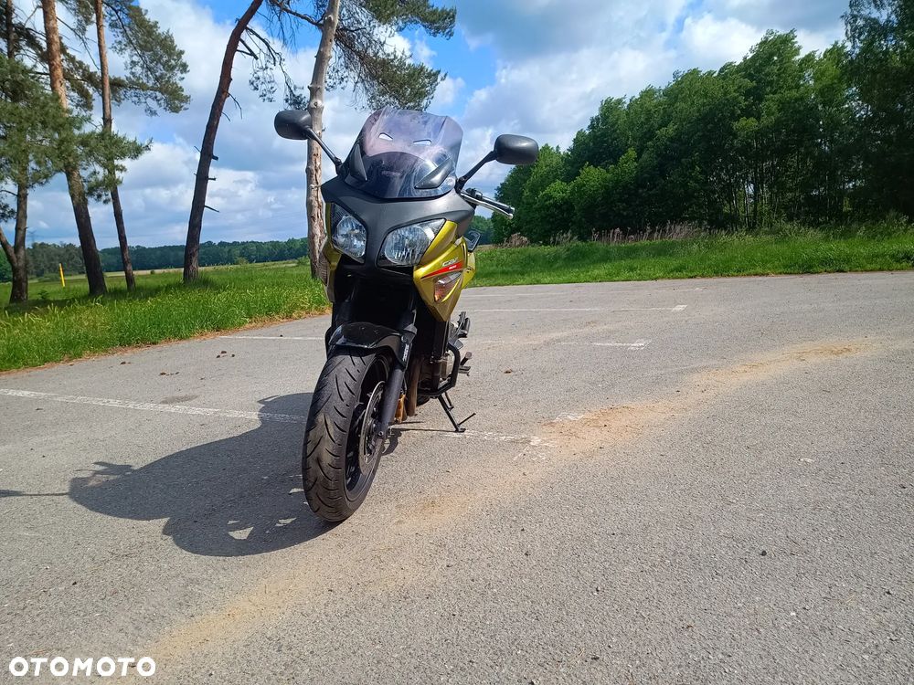 Honda CBF - 4