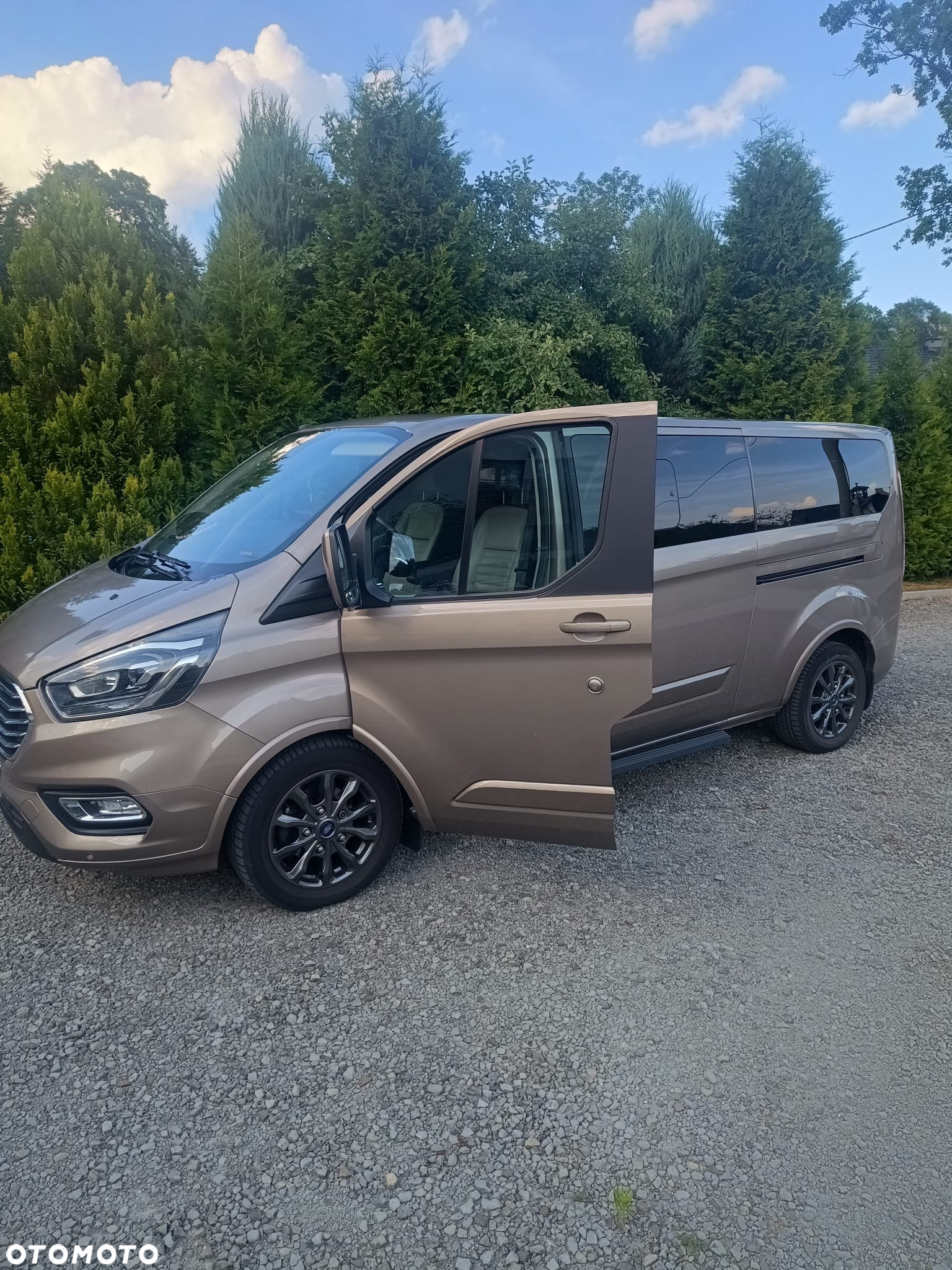 Ford Tourneo Custom 2.0 TDCi L2 Titanium SelectShift - 2