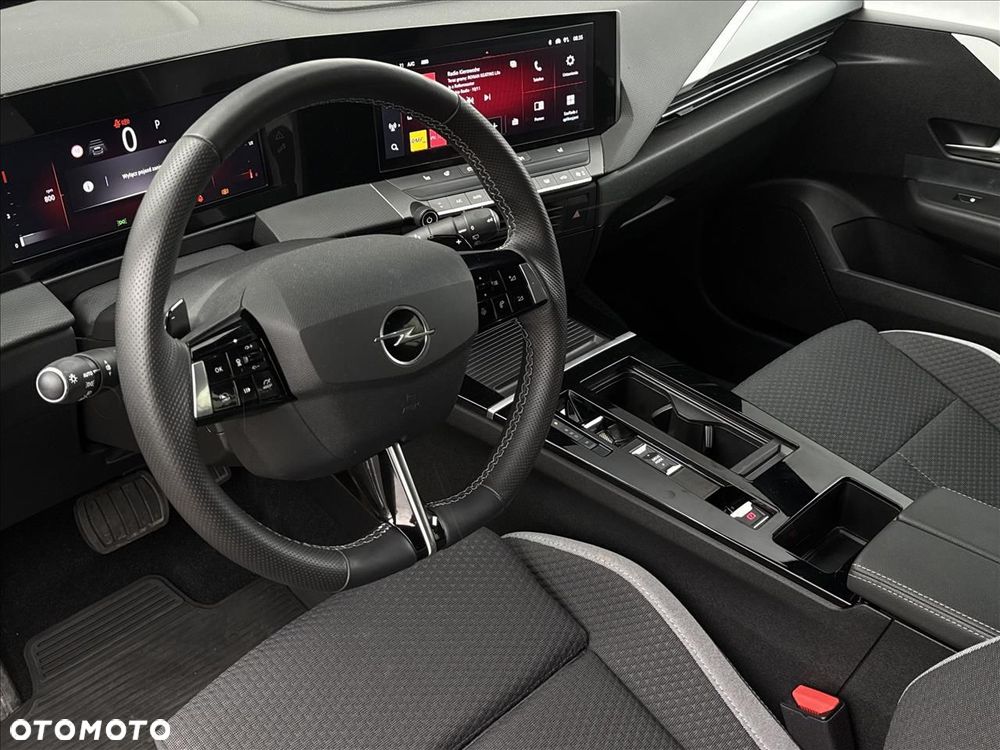 Opel Astra 1.2 T Edition S&S - 10