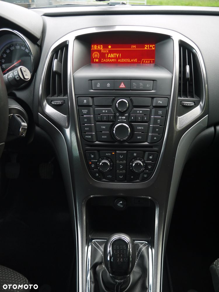 Opel Astra 1.4 Turbo Innovation - 19