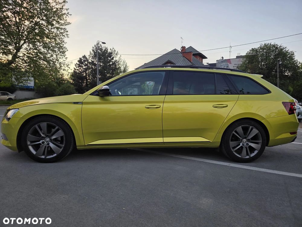 Skoda Superb 2.0 TSI Active DSG - 6