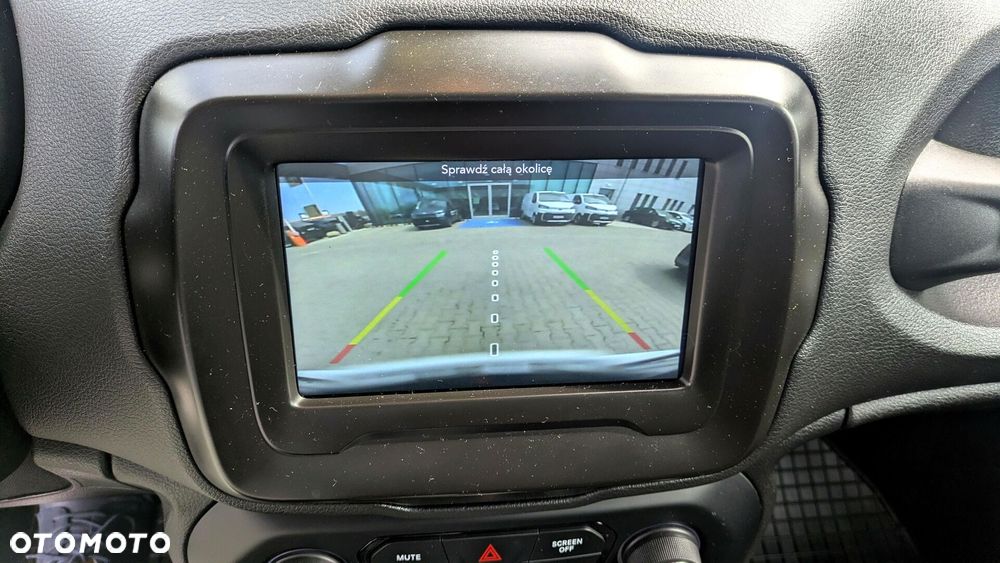 Jeep Renegade - 14