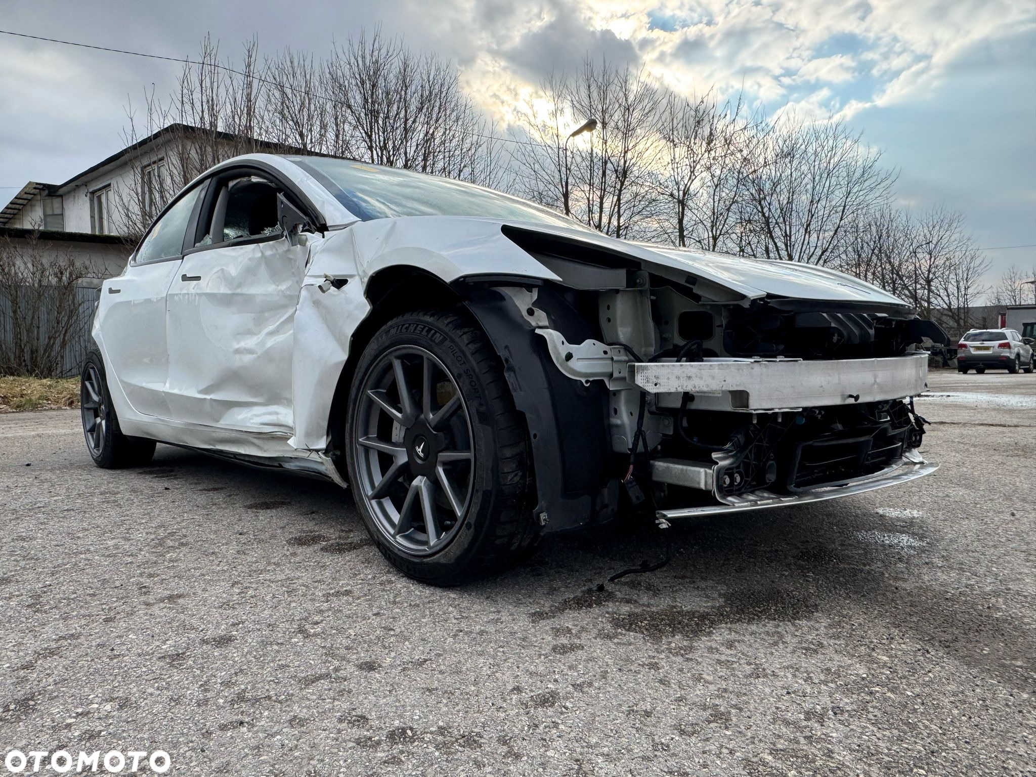 Tesla Model 3 Long Range AWD - 28