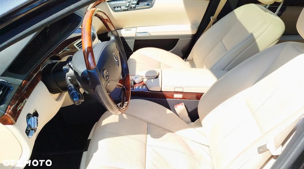 Mercedes-Benz Klasa S 500 4Matic 7G-TRONIC - 19