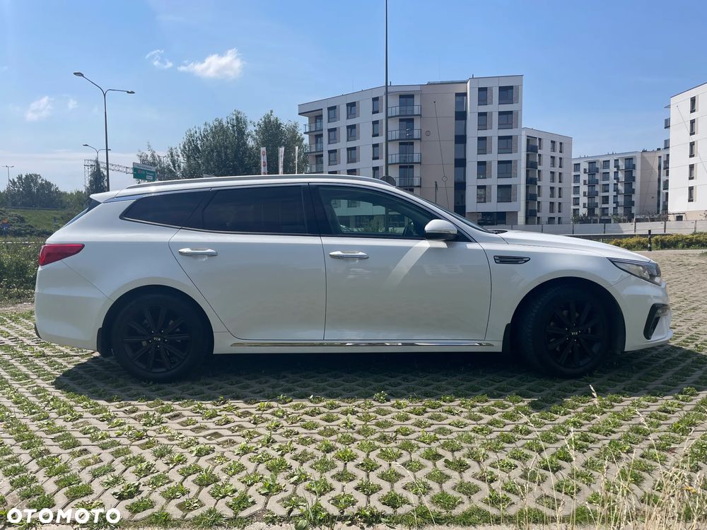 Kia Optima - 7