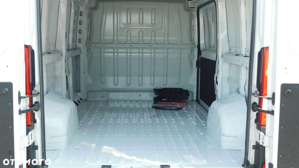 Fiat Ducato L2H1  Zadbany 140PS FV23% - 4