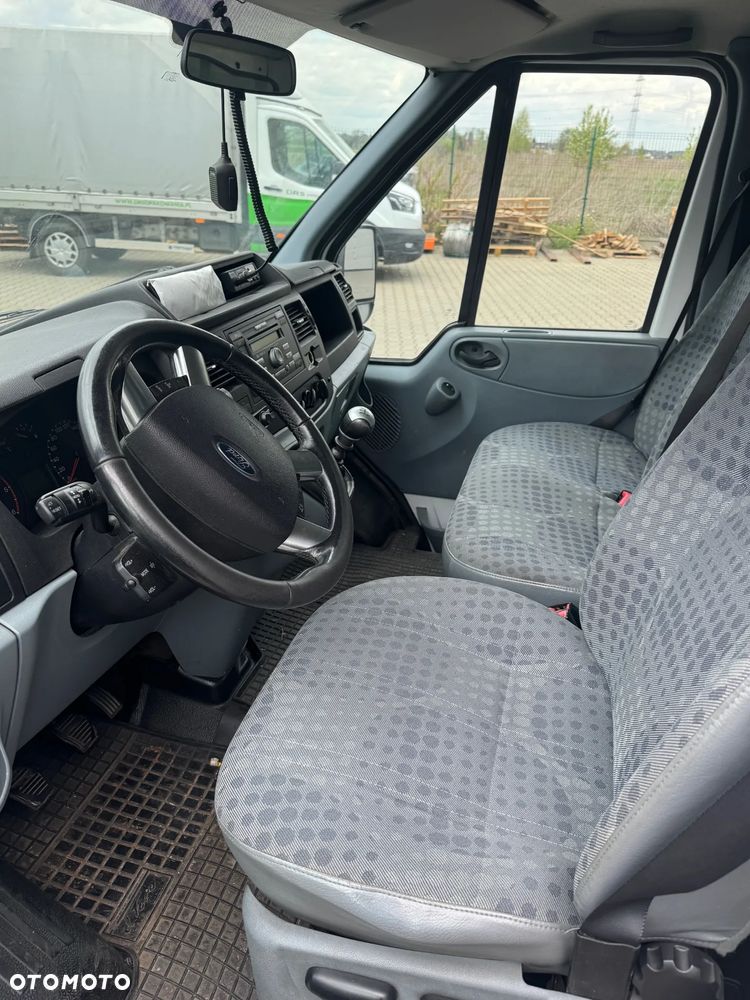 Ford Transit - 19