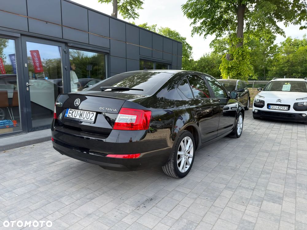Skoda Octavia 2.0 TDI Style DSG - 15