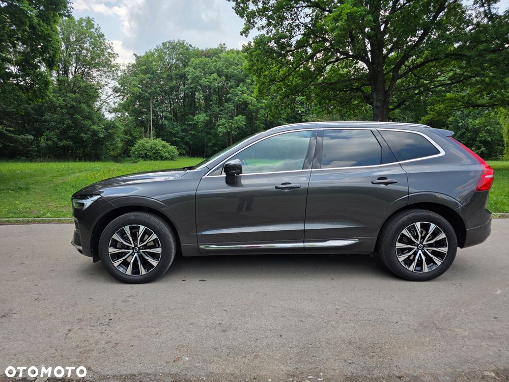 Volvo Xc60 2023 photo 2