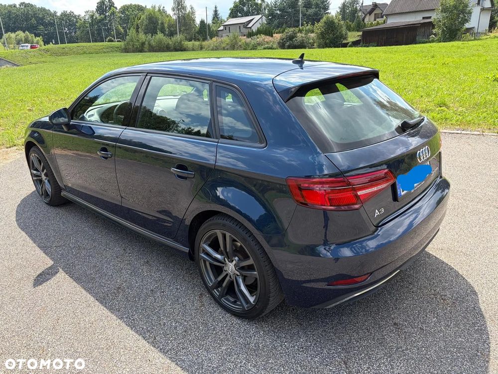 Audi A3 Sportback - 4