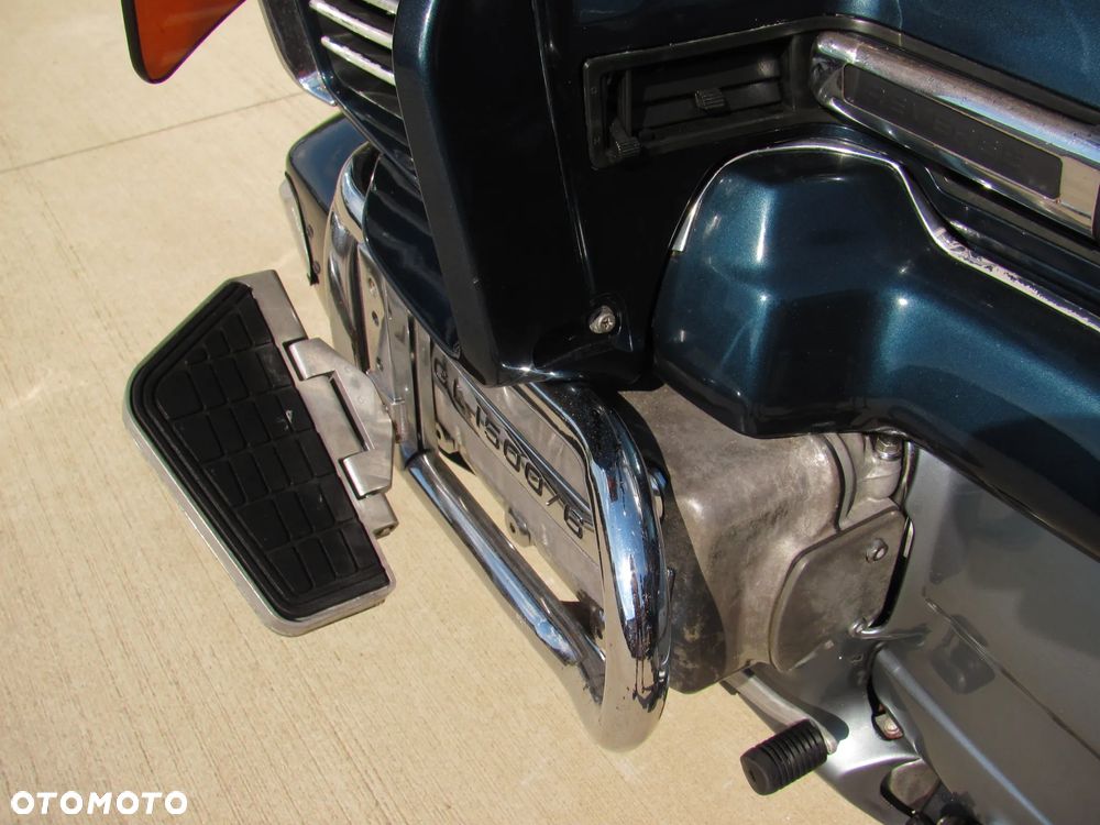 Honda GL - 25