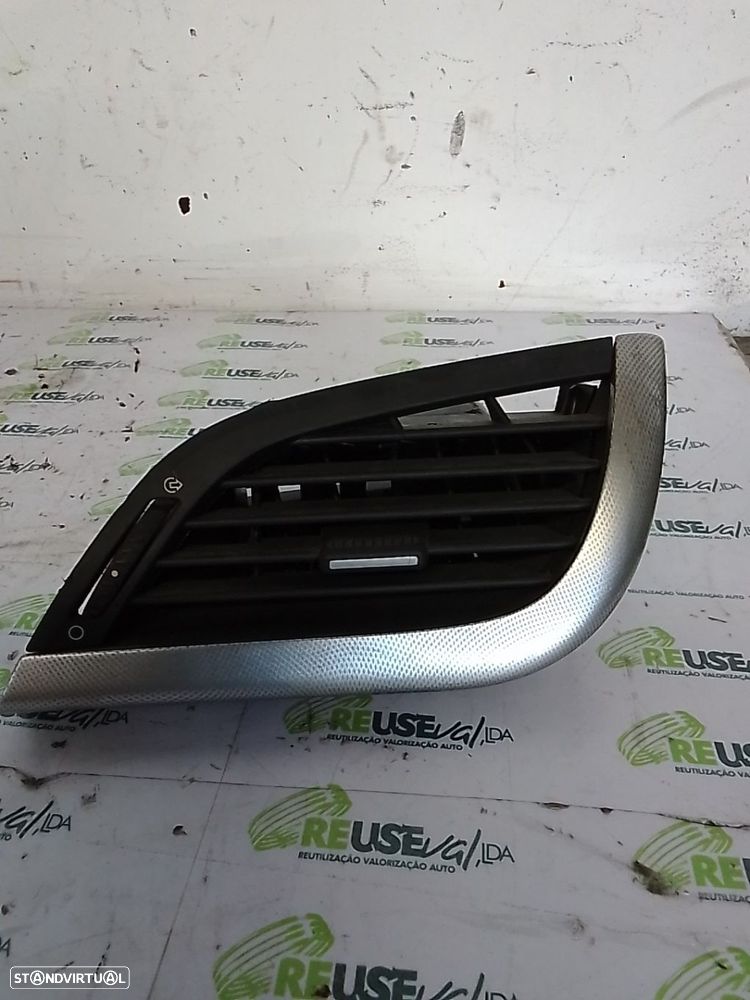 Grelha De Ventilação Dta Peugeot 207 (Wa_, Wc_) - 1