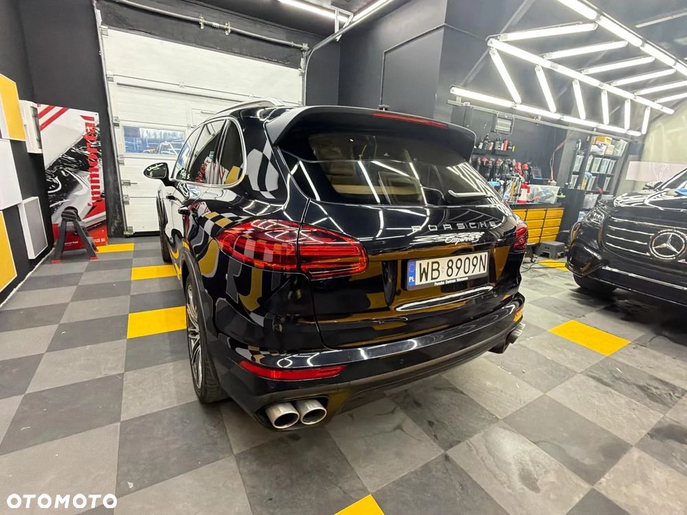 Porsche Cayenne S Diesel - 3