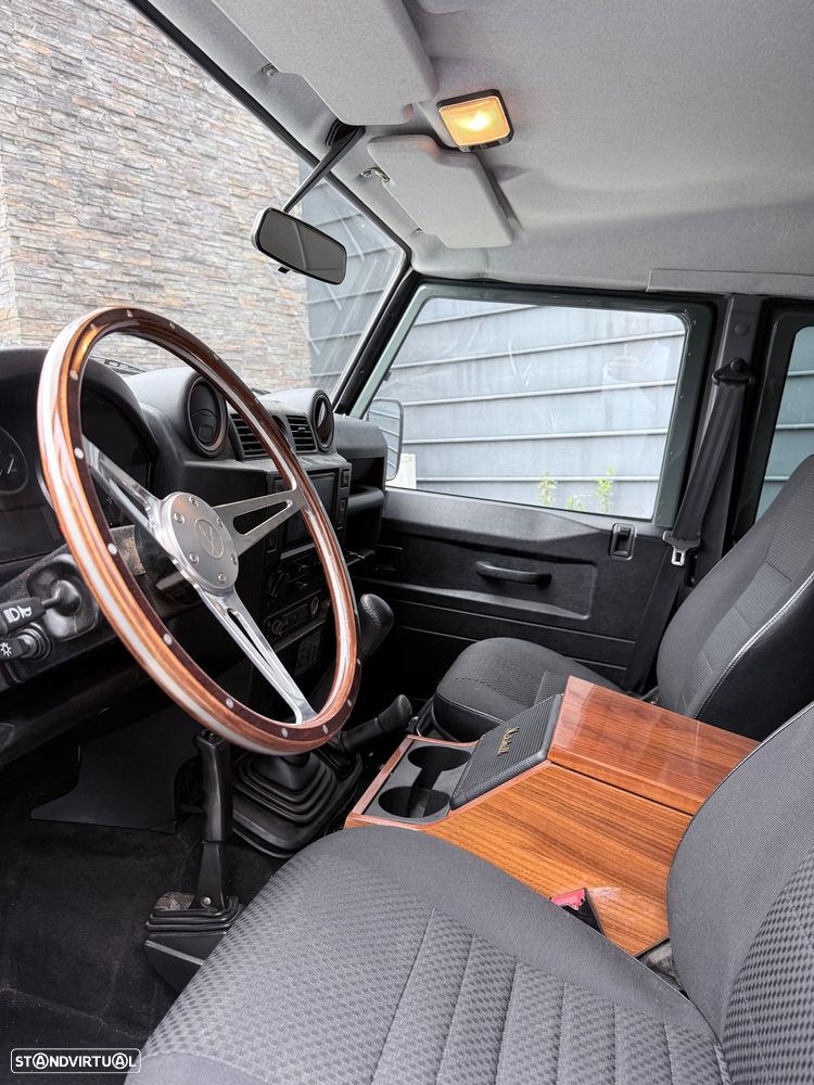 Land Rover Defender 110 DPF Crew Cab SE - 11