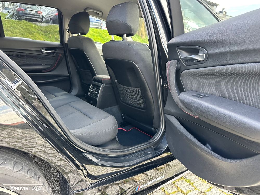 BMW 116 d Pack M - 34