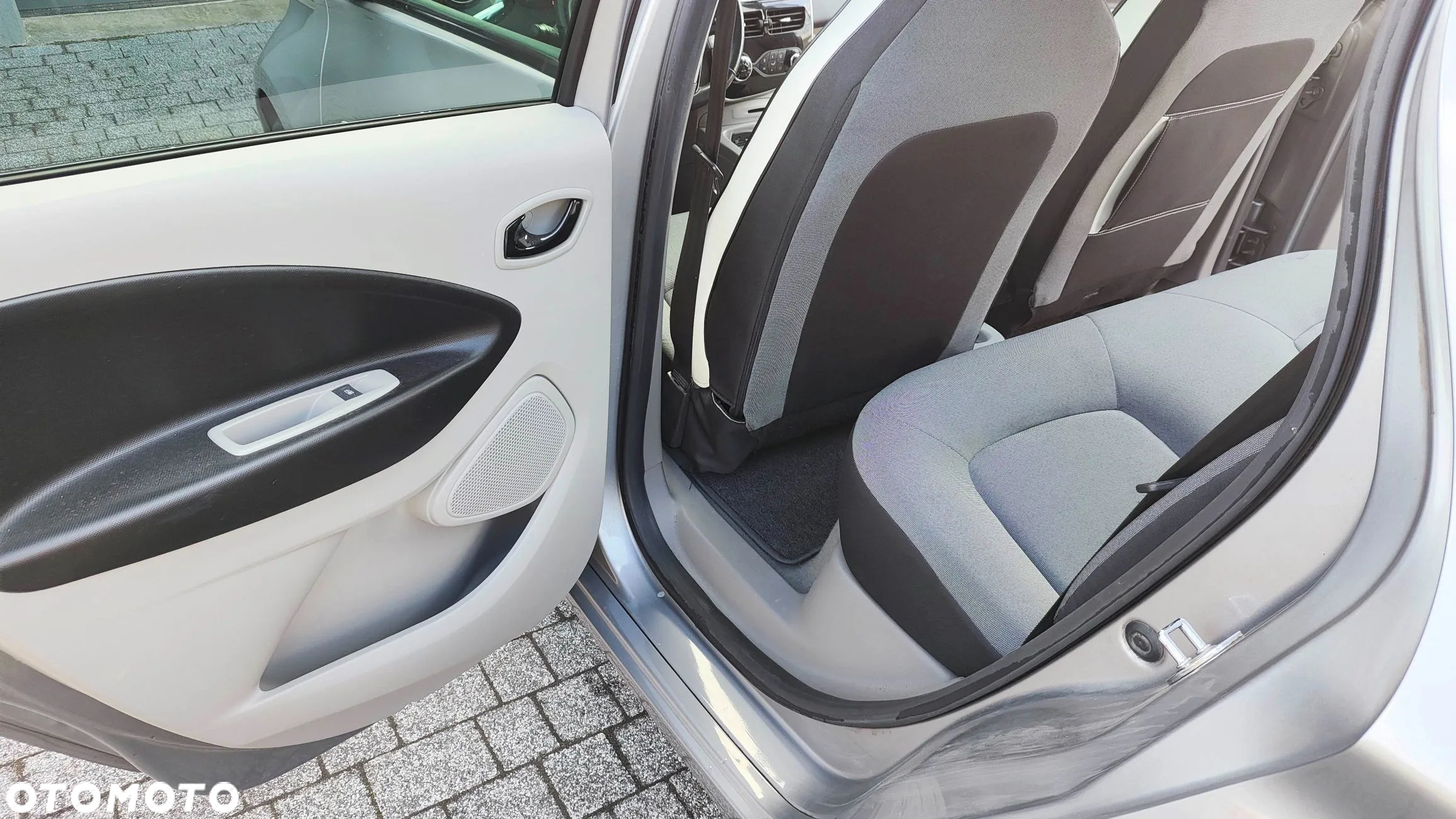 Renault Zoe (mit Batterie) 22 kwh Intens - 9