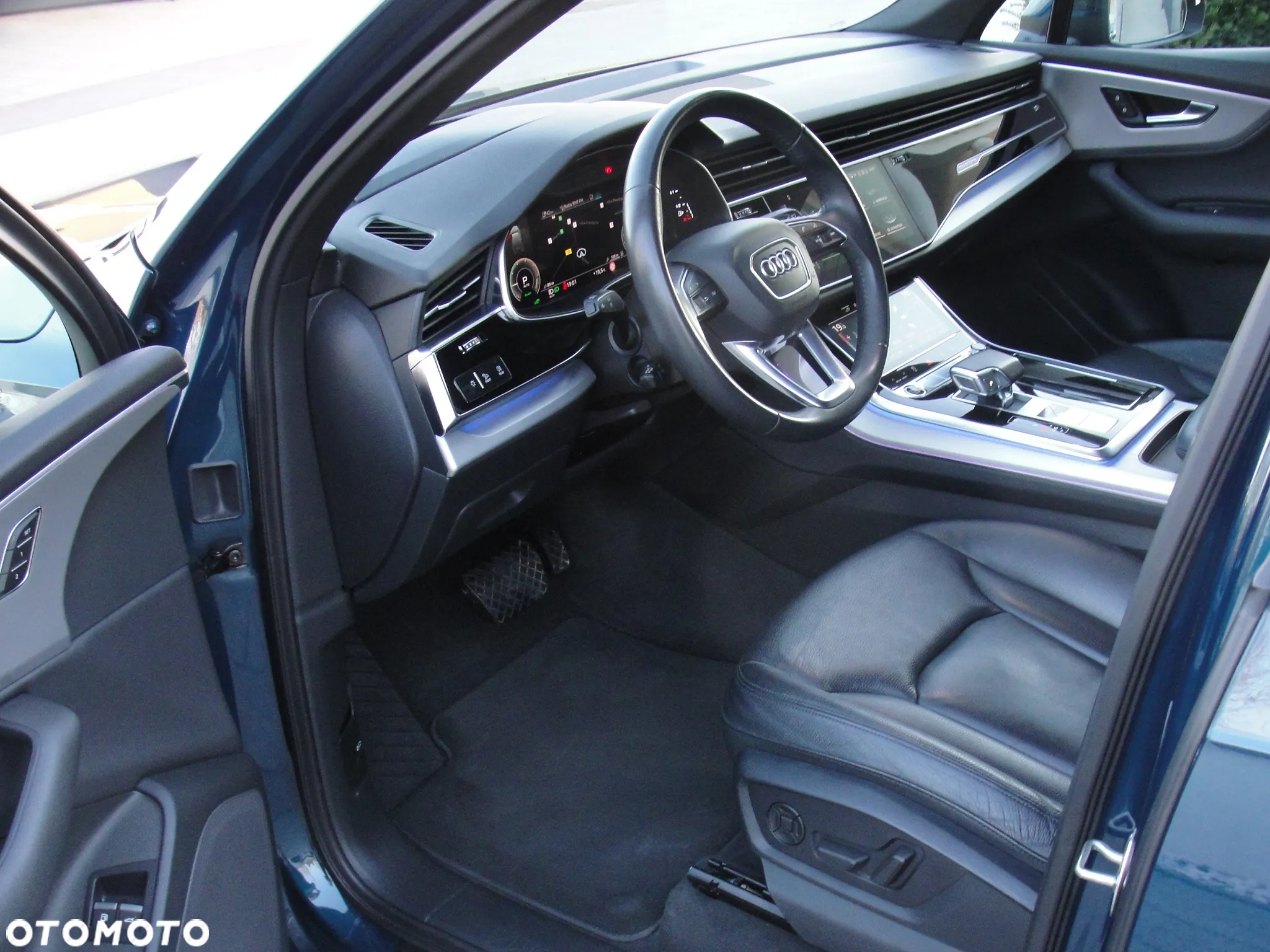 Audi Q7 55 TFSI e Quattro Tiptronic - 12