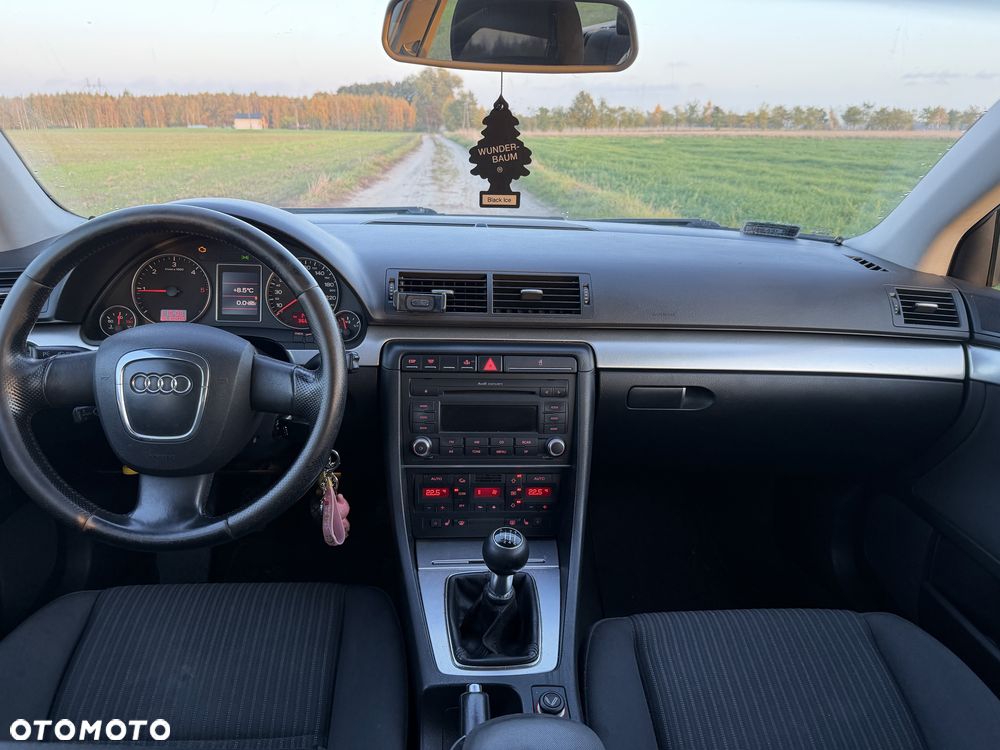 Audi A4 Avant - 6