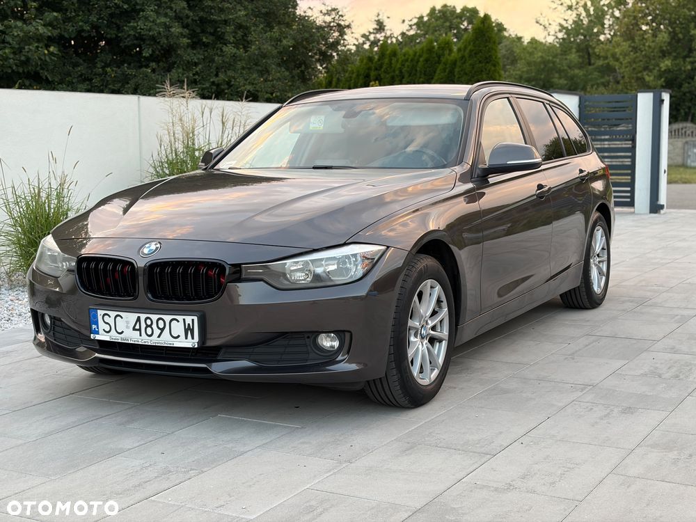 BMW Seria 3 318d DPF - 1