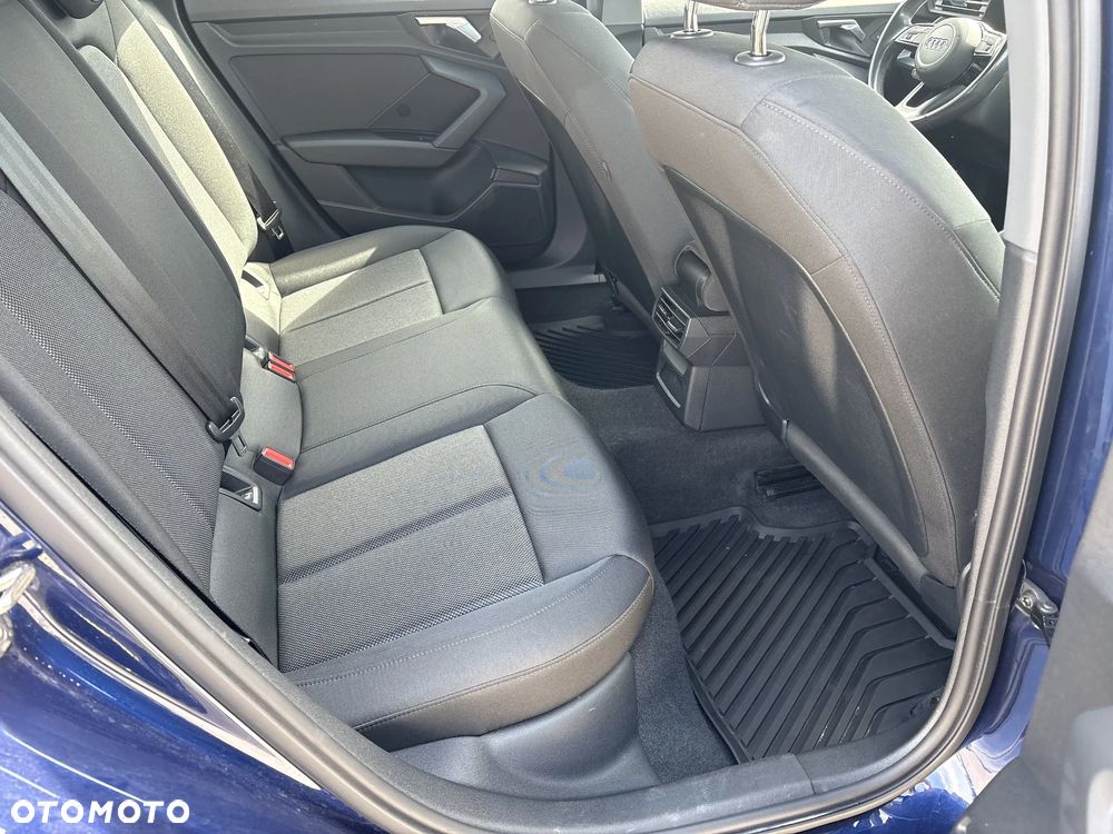 Audi A3 Sportback 30 TDI S tronic - 15