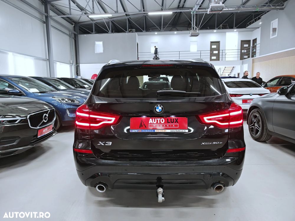 BMW X3 xDrive30e AT PHEV - 29