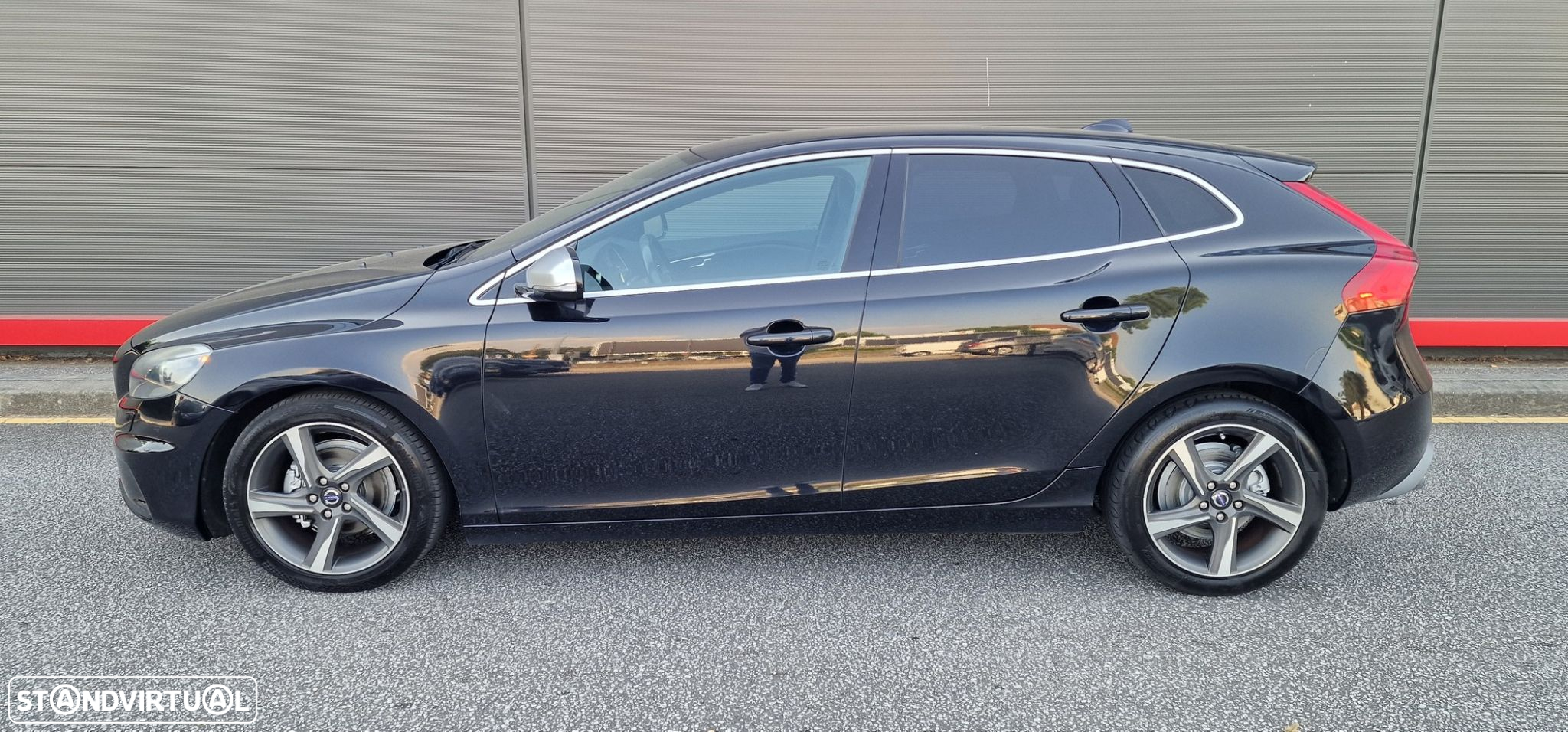 Volvo V40 1.6 D2 R-Design - 5