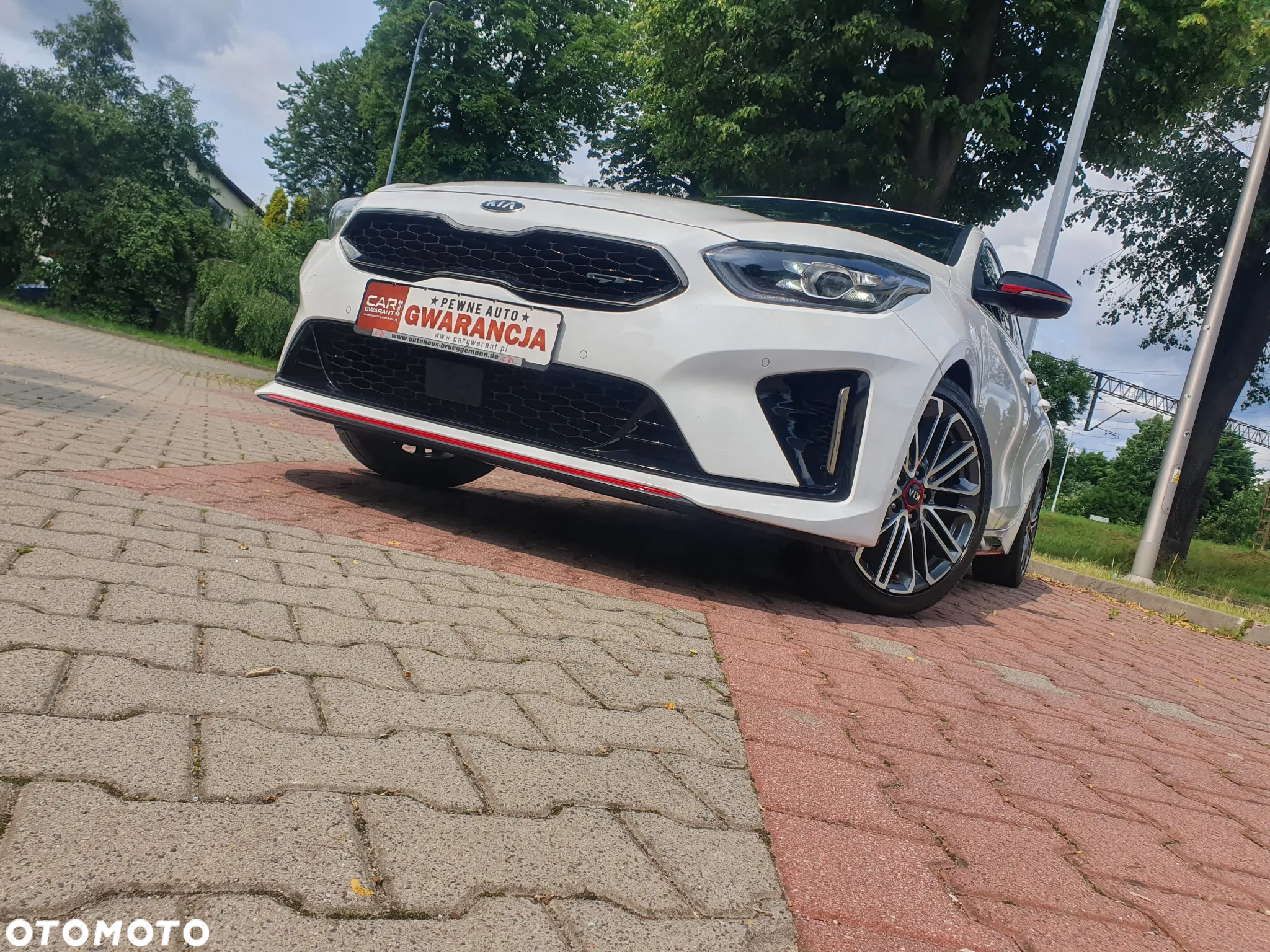 Kia ProCeed 1.6 T-GDI GT DCT - 3