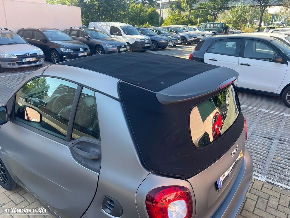 Smart Fortwo Cabrio - 11