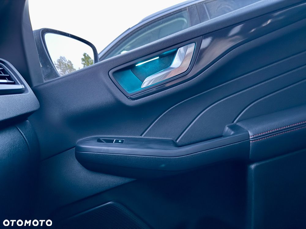 Ford Kuga 2.0 EcoBlue 4x4 ST-LINE - 11