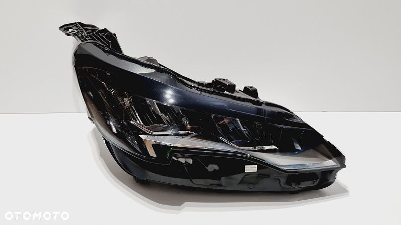 REFLEKTOR PRAWY FULL LED PEUGEOT 3008 II 5008 II LIFT EUROPA - 2