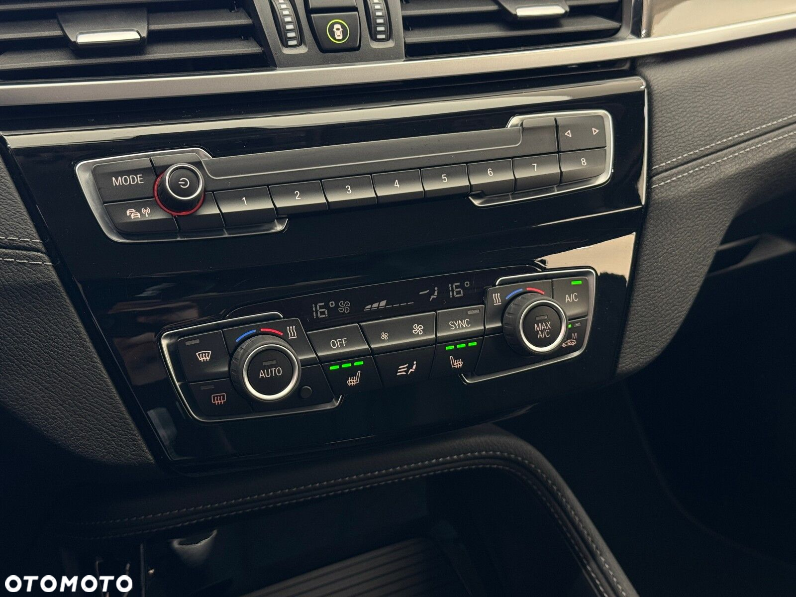 BMW X1 sDrive18i xLine - 24