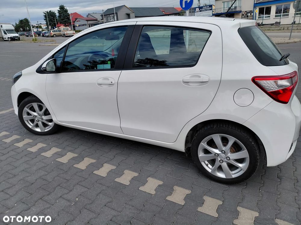 Toyota Yaris - 12