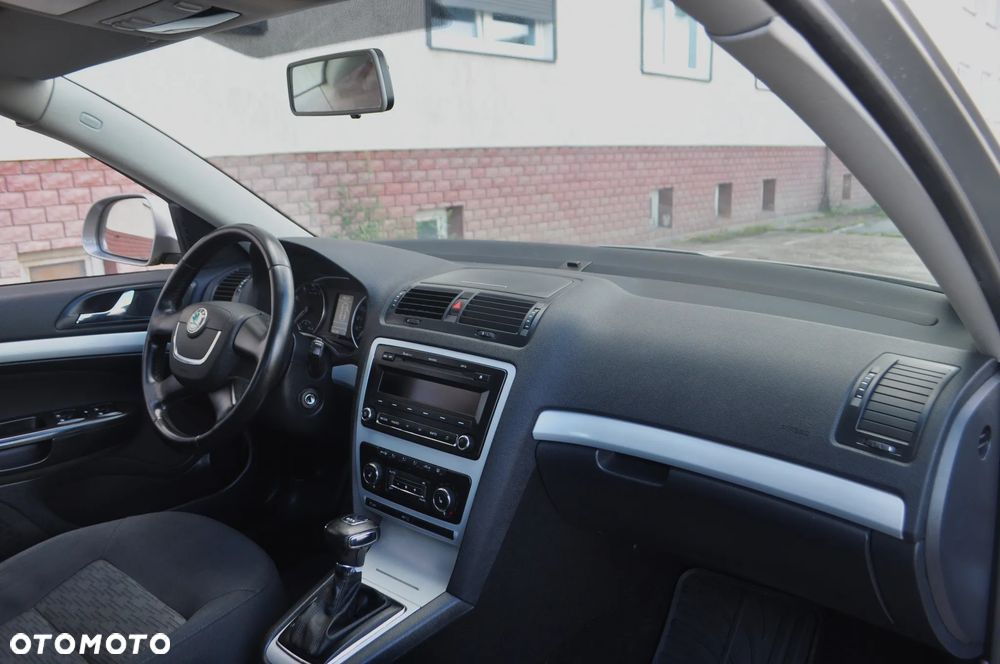 Skoda Octavia 1.2 TSI DSG IMPULS EDITION - 23