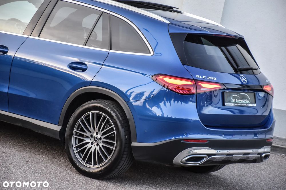 Mercedes-Benz GLC 200 4Matic 9G-TRONIC Avantgarde Advanced - 13