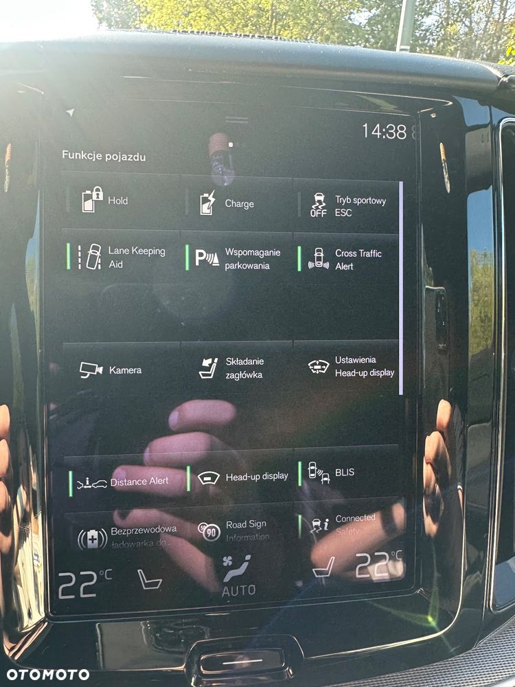 Volvo XC 60 T8 Plug-In Hybrid AWD R-Design - 12
