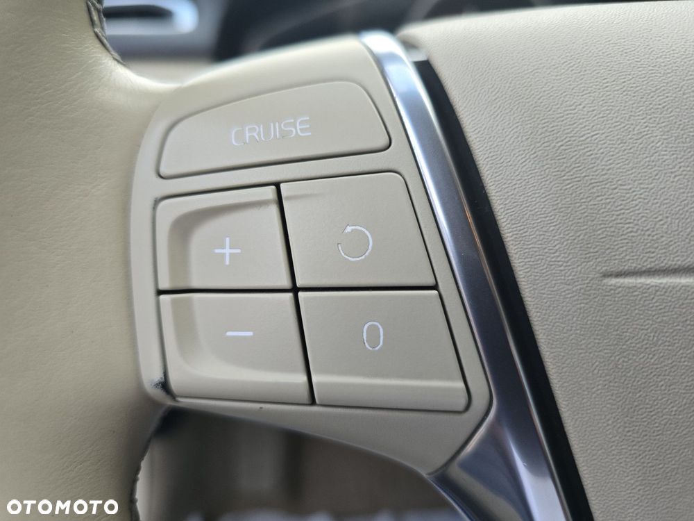 Volvo XC 70 - 11