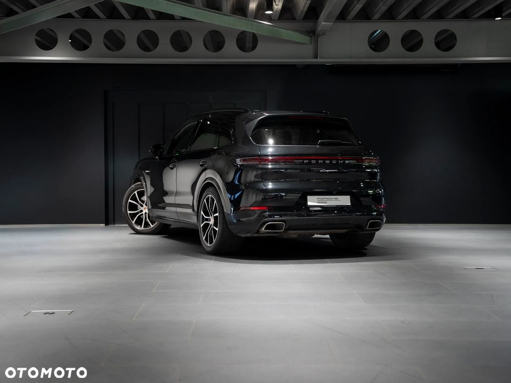 Porsche Cayenne E-Hybrid PHEV - 3