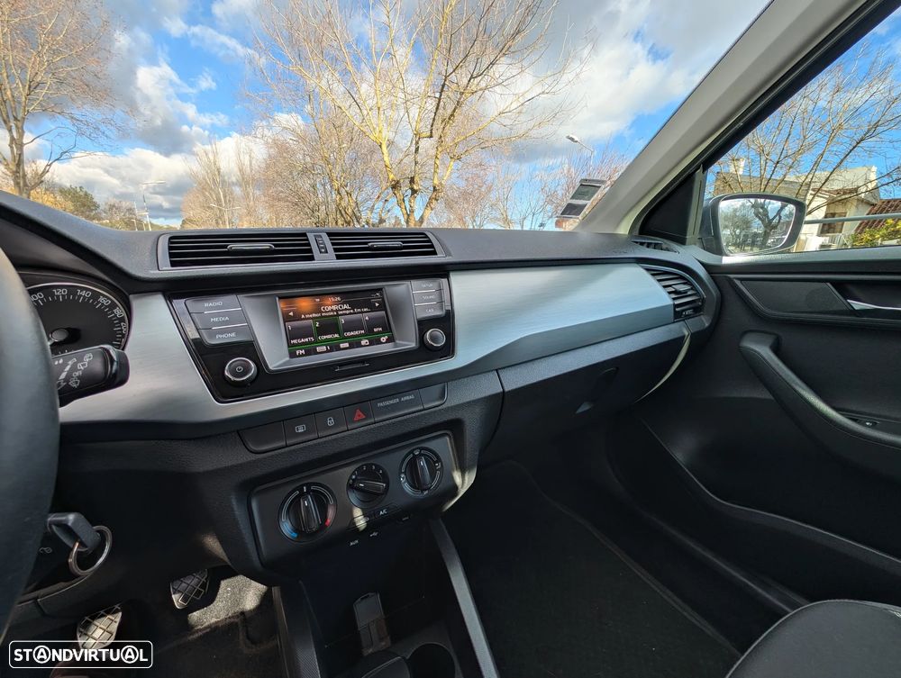 Skoda Fabia 1.0 Active - 13