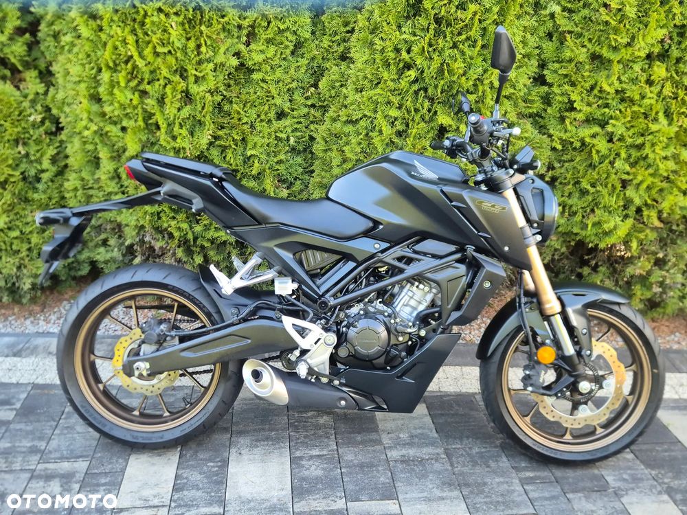 Honda CB - 3